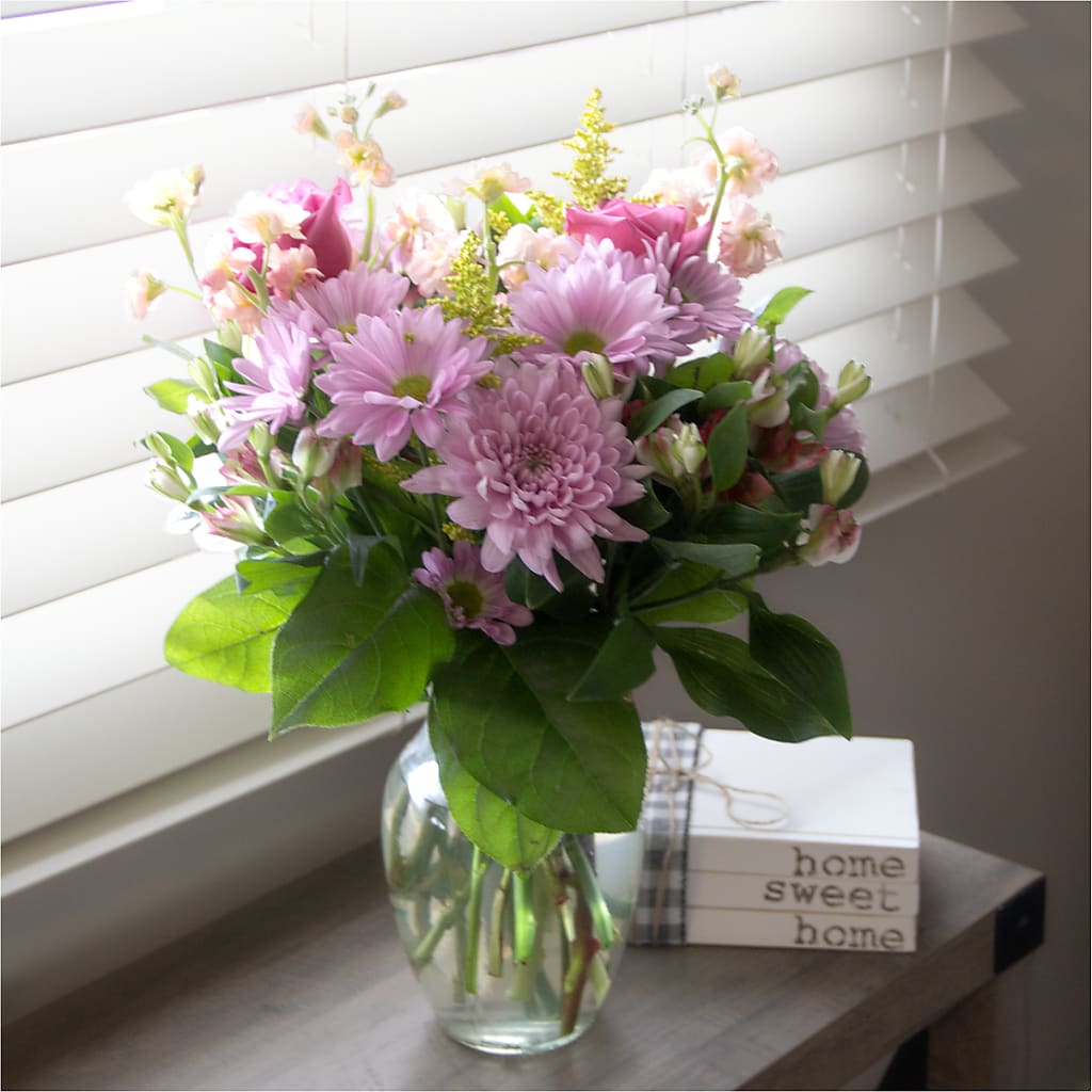 Pastel Tradition - A Florist Original – FLORAL CREATIONS & GIFTS, Weslaco TX