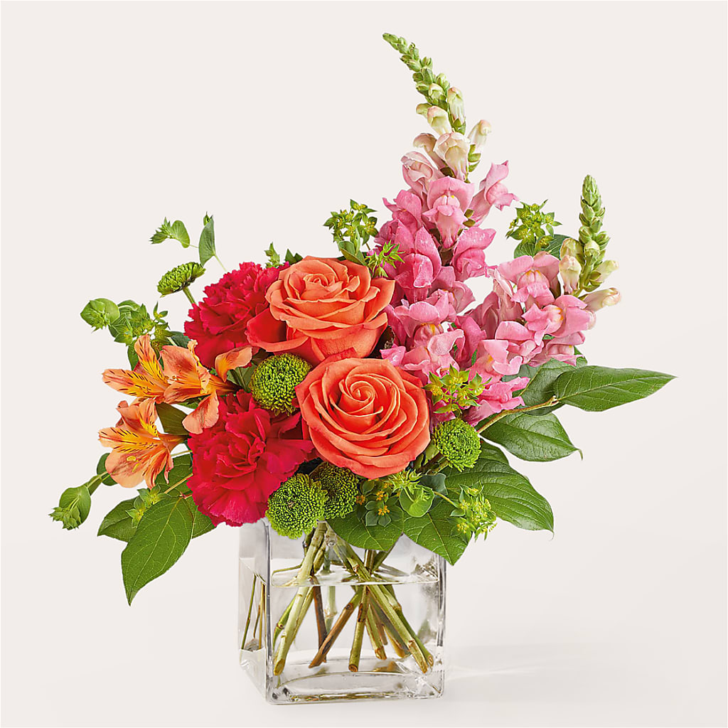 Cosmopolitan Bouquet – FLORAL CREATIONS & GIFTS, Weslaco TX