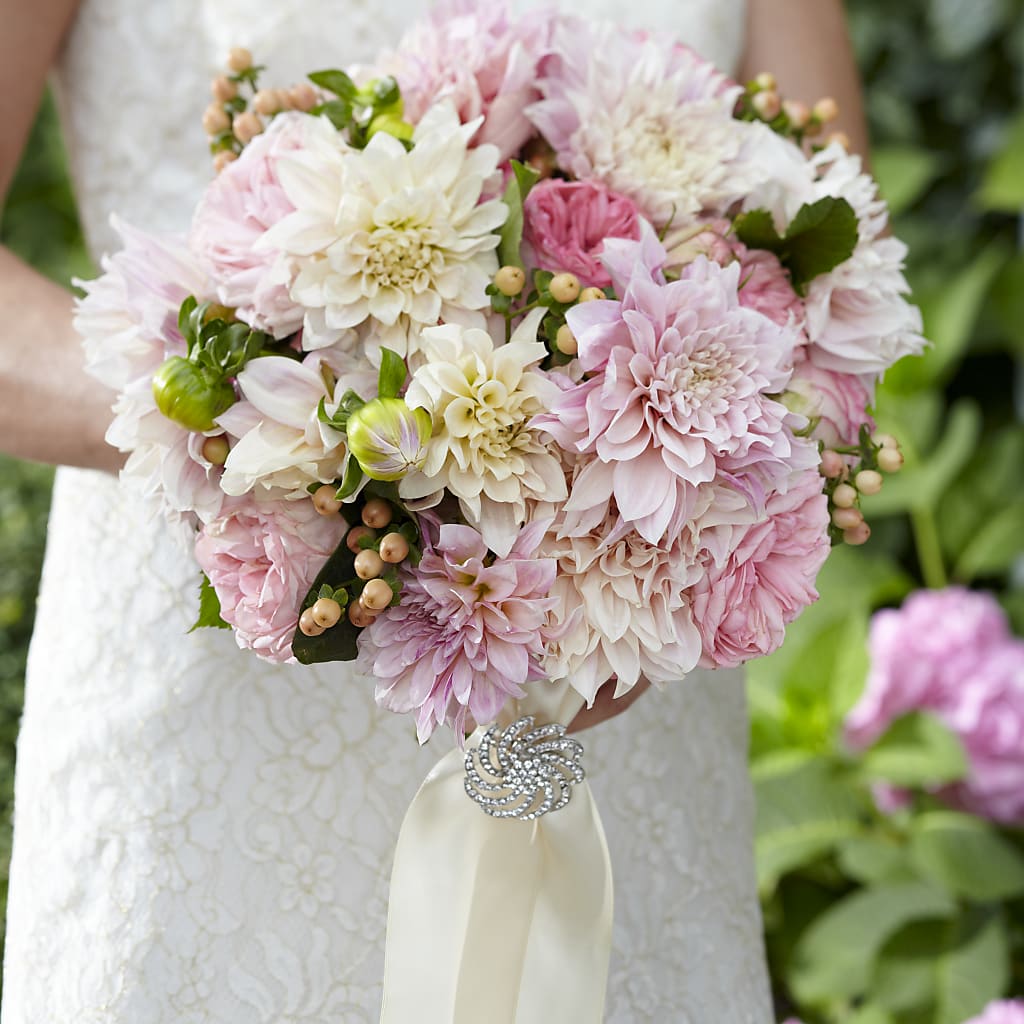 Heart's Promise Bouquet – FLORAL CREATIONS & GIFTS, Weslaco TX