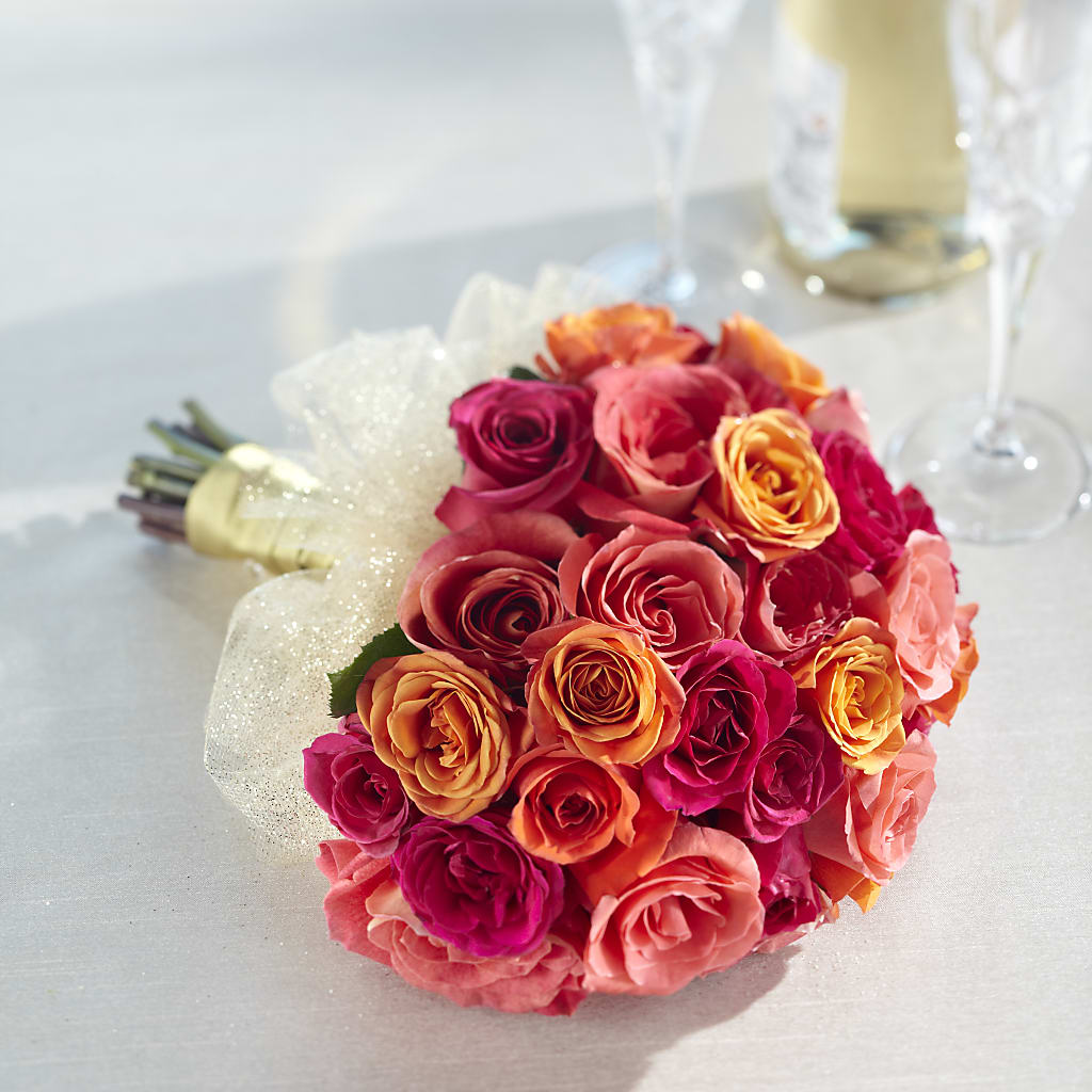 Sweet Roses Bouquet – FLORAL CREATIONS & GIFTS, Weslaco TX