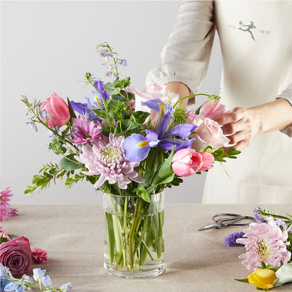 Pastel Tradition - A Florist Original – FLORAL CREATIONS & GIFTS, Weslaco TX