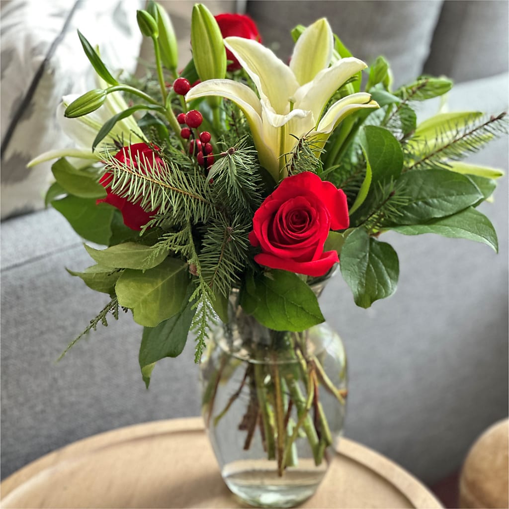 Sparkling Snowflakes Bouquet – FLORAL CREATIONS & GIFTS, Weslaco TX