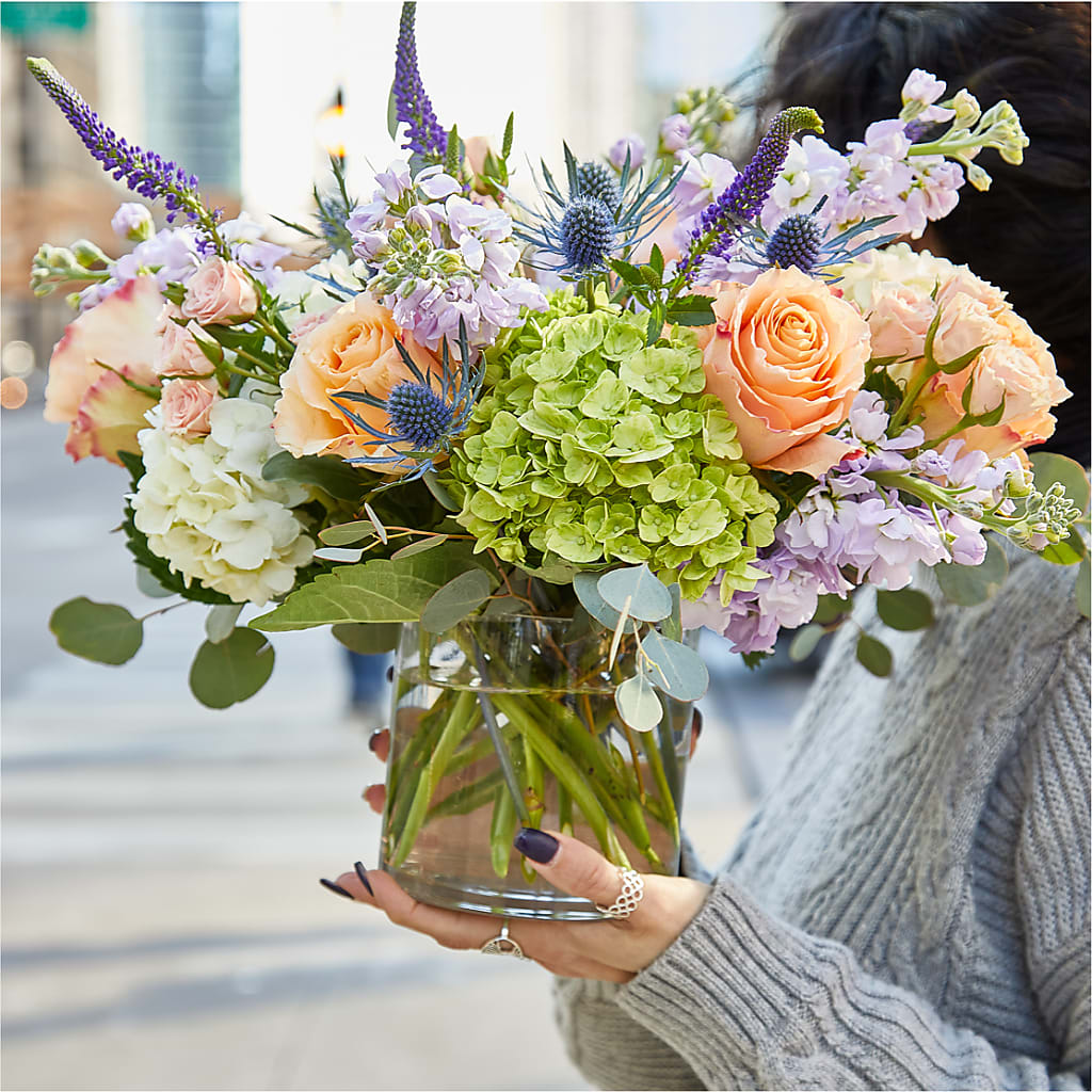Porch Swing Bouquet – FLORAL CREATIONS & GIFTS, Weslaco TX
