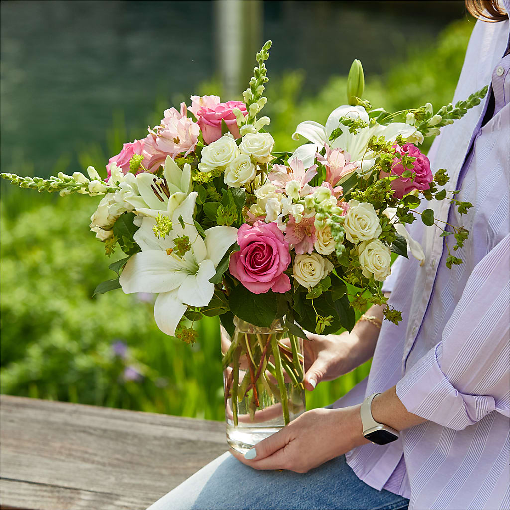 Fondly Bouquet – FLORAL CREATIONS & GIFTS, Weslaco TX